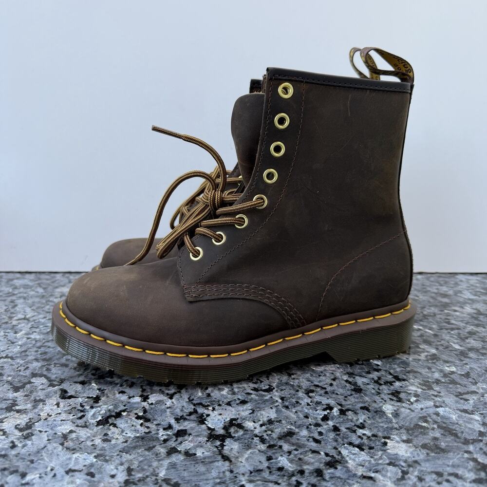 Dr. Marten's 118223 Crazy Horse Leather Lace Up Boots Men's Size 8, Women’s US 7